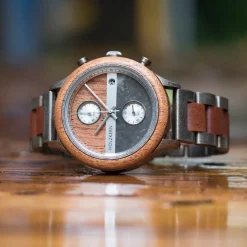 Holzkern Uhren^Vasco