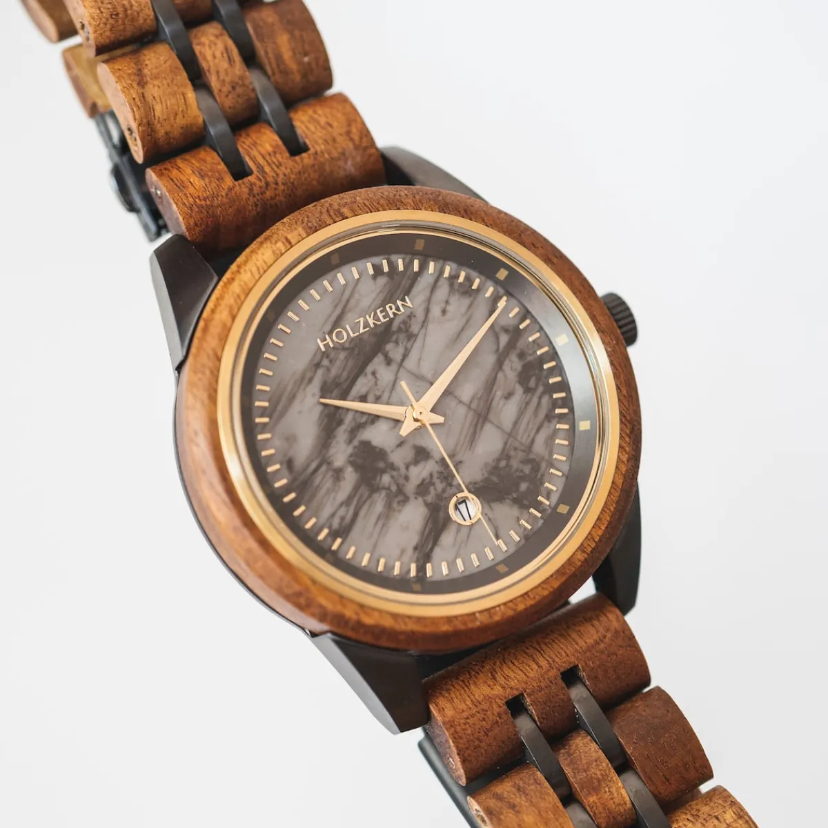 Holzkern Uhren^Vidar
