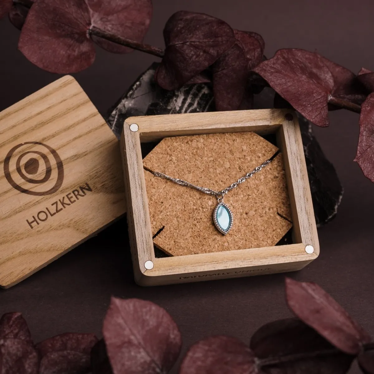 Holzkern Halsketten|Schmuck^Visual Halskette