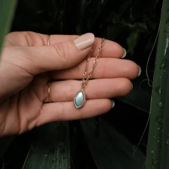 Holzkern Halsketten|Schmuck^Visual Halskette