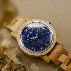 Holzkern Uhren^Wasser