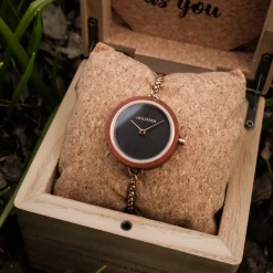 Holzkern Uhren^Yours